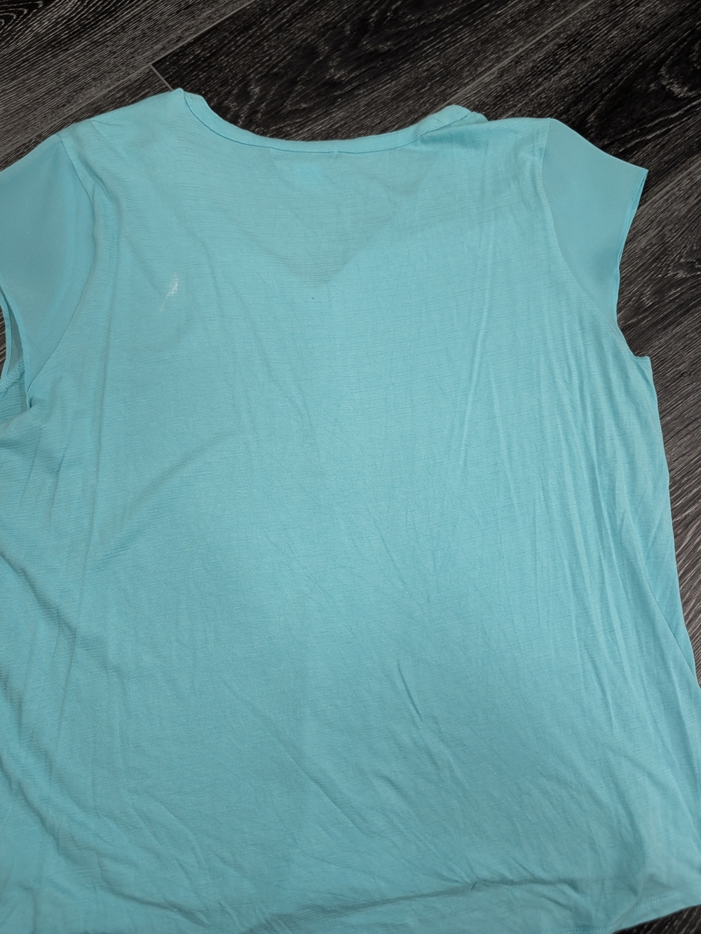 Liz Claiborne Aqua V-Neck Short Sleeve Top - Picture 2 of 11